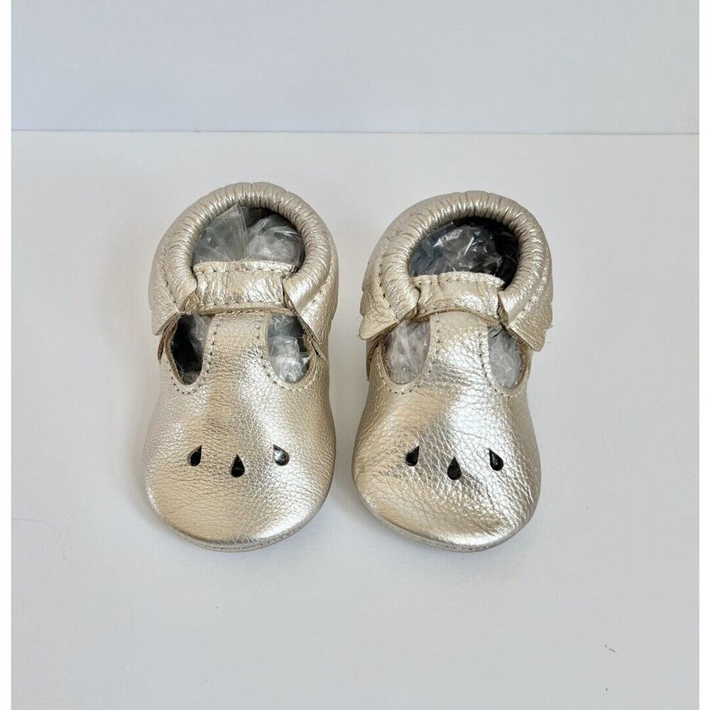 NEW Freshly Picked Mary Jane Leather Moccasins Shoes USA Size 6 Platinum NWOB